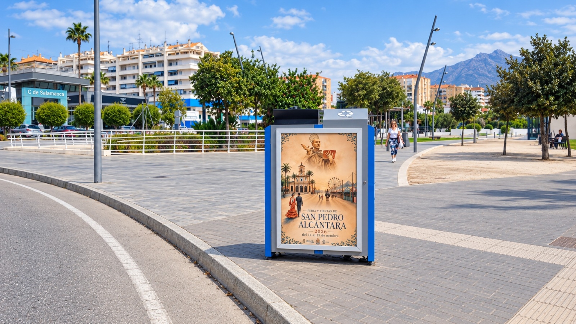 Mupi publicitario en Bulevar San Pedro de Alcántara, Málaga