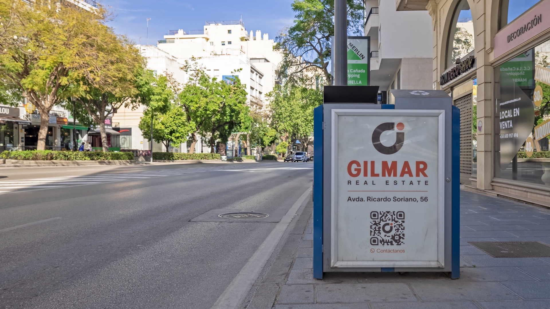 Mupi publicitario en Avenida Ricardo Soriano, 19, Paseo Marítimo
