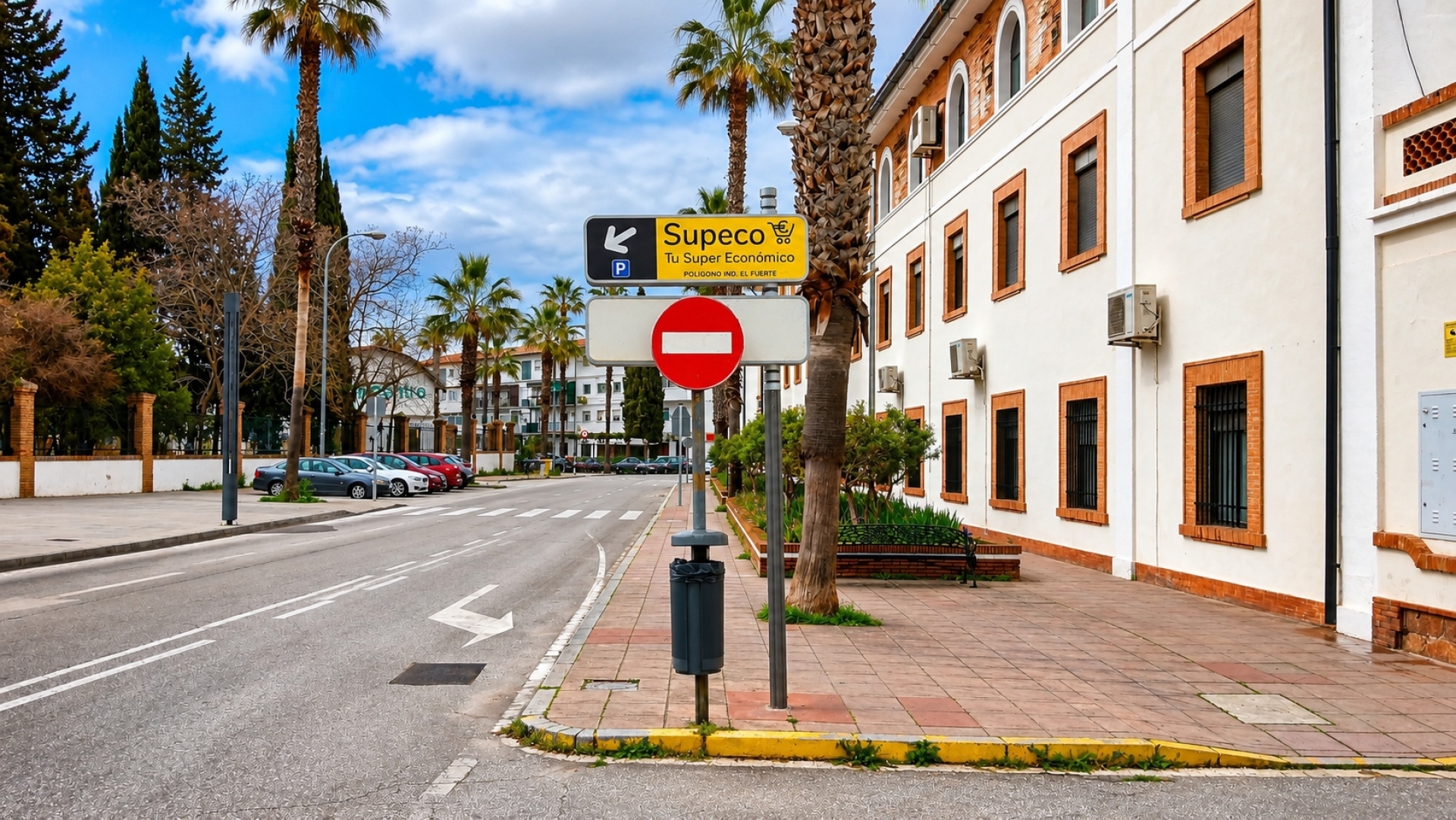 Advertising post   of  150x50 cm  in Ronda, Málaga