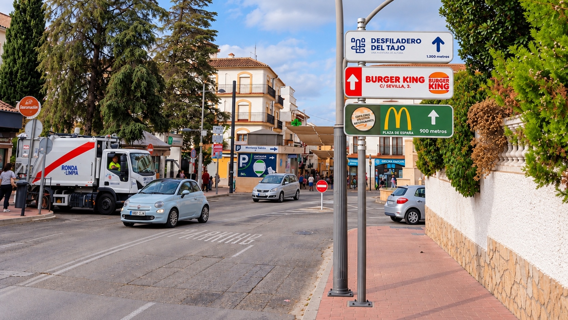Poste publicitario   de  150x50 cm  en Ronda, Málaga
