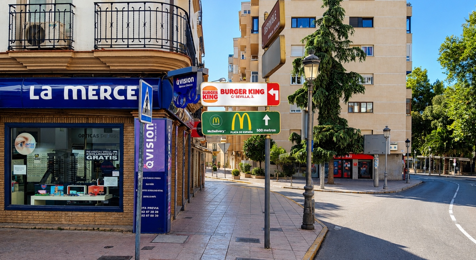 Poste publicitario   de  150x50 cm  en Ronda, Málaga