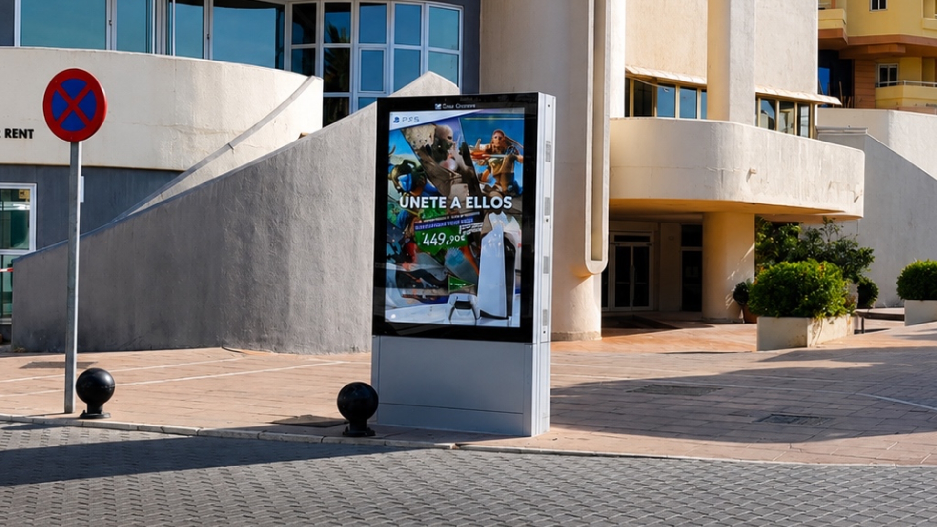 Pantalla digital publicitaria en Paseo Marítimo, Paseo Marítimo
