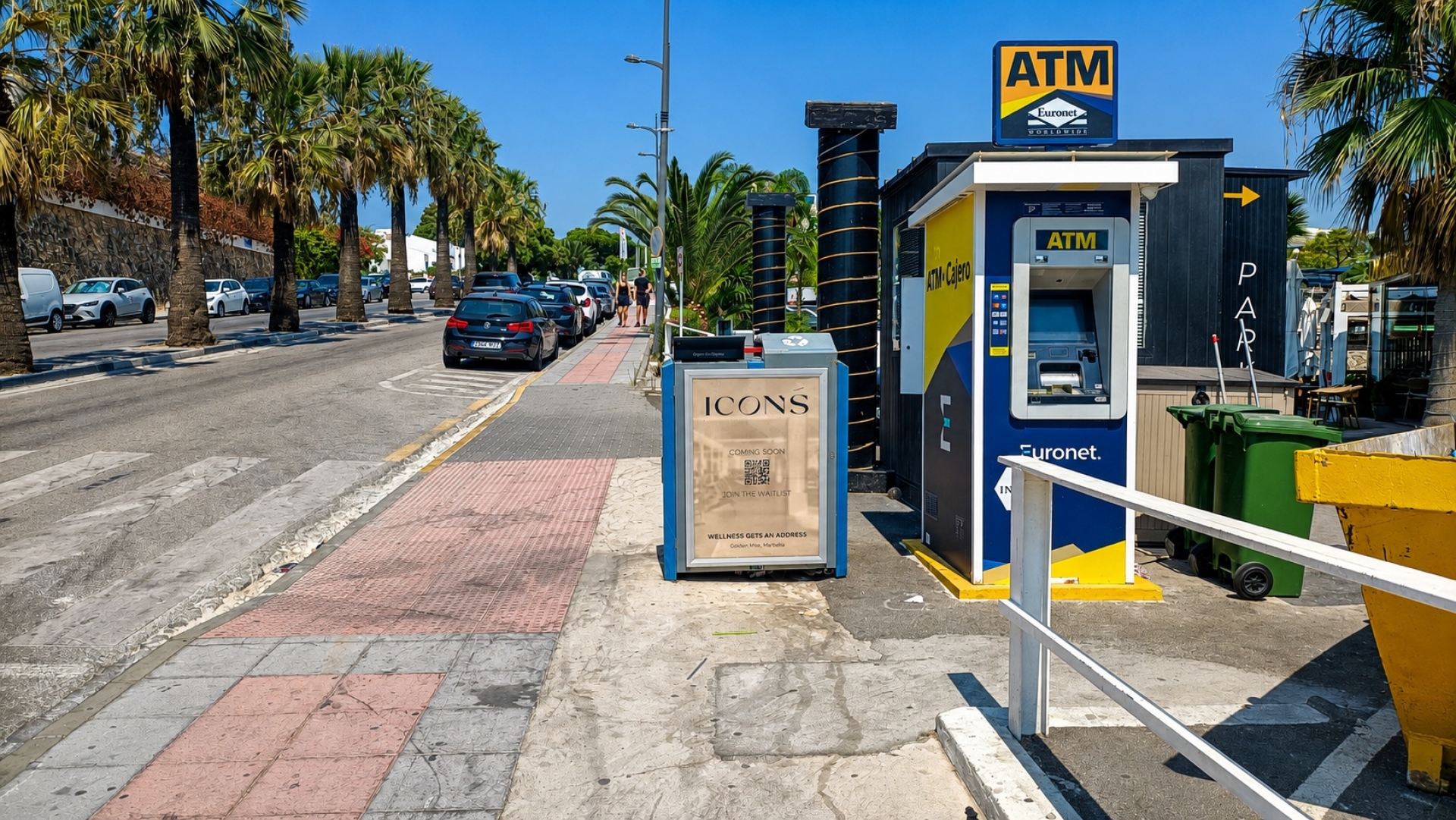 Mupi publicitario en Avenida Pilar Calvo, Marbella Arena, Nueva Andalucía