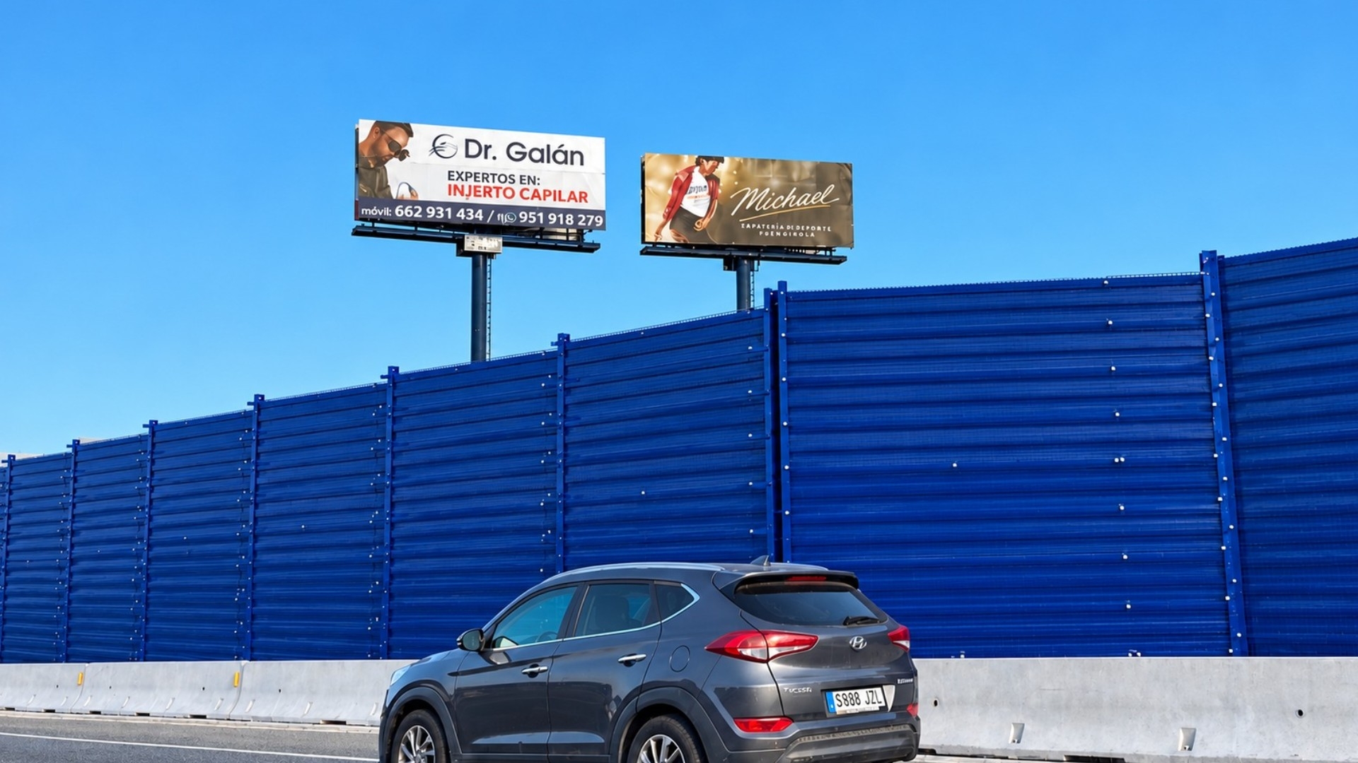 Monoposte publicitario en Málaga | Publicidad exterior