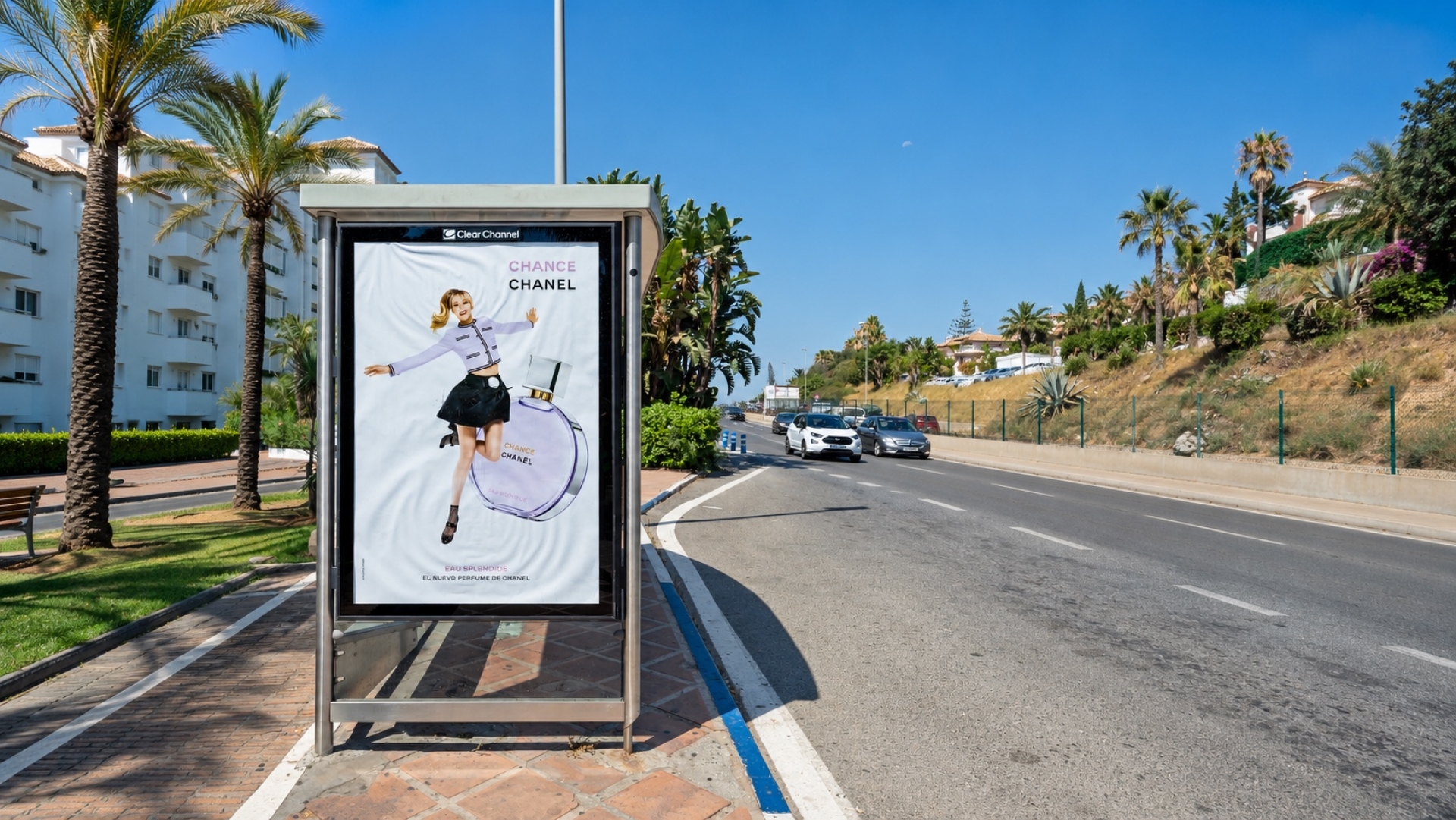 Mupi publicitario en N340, KM174-FTE PTO BANÚS, dirección Málaga, N340 / Rotonda Istán