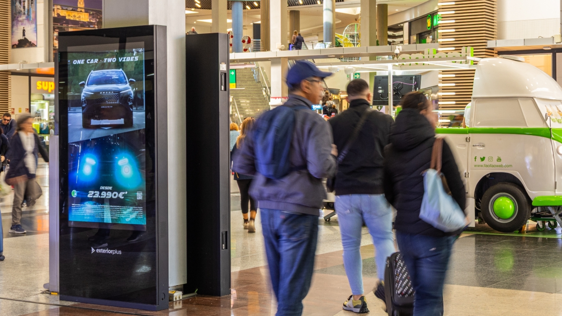 Circuito digital en C.C. Vialia - Estación de Tren María Zambrano