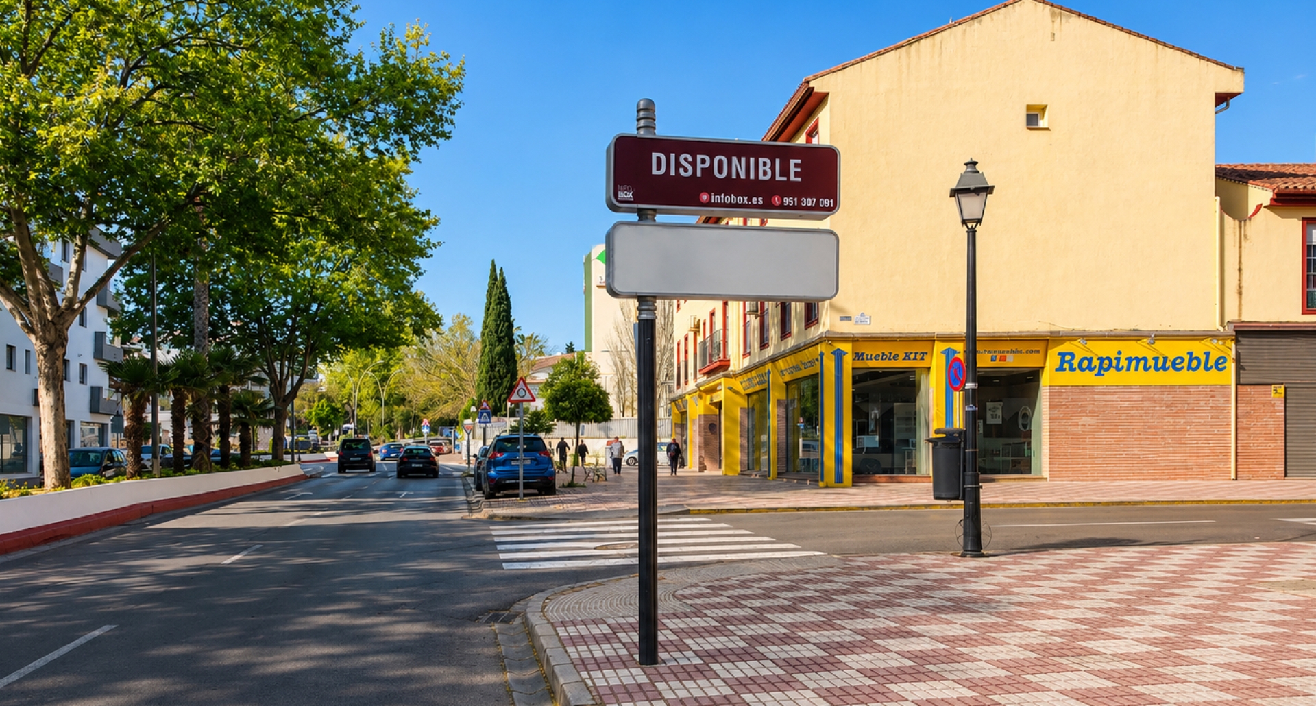 Poste publicitario   de  150x100 cm  en Ronda, Málaga