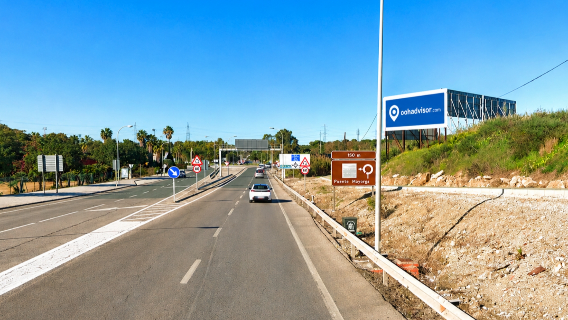 Valla publicitaria   de  8x3 m  en San Roque, Cádiz