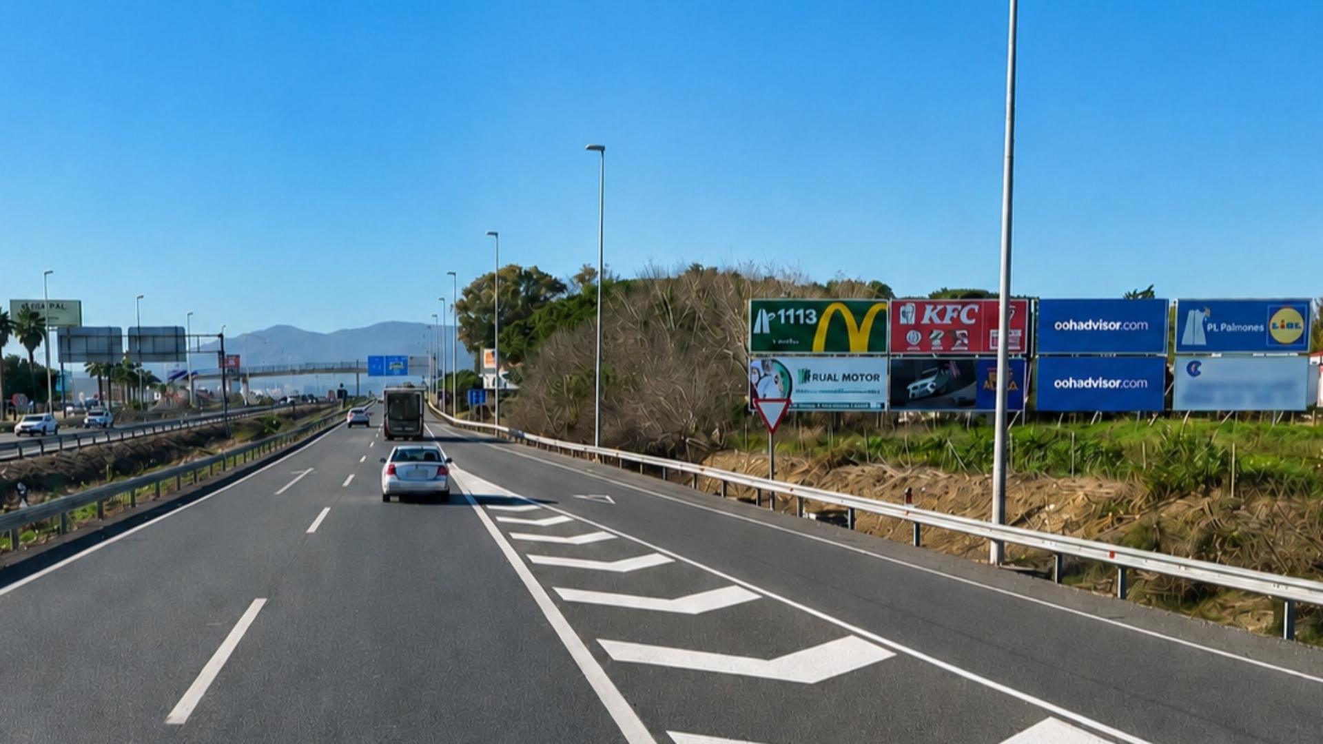 Valla publicitaria   de  8x6 m  en Barrios (Los), Cádiz