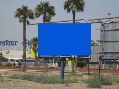 Valla publicitaria de 8x3 m en La Línea de la Concepción, Cádiz