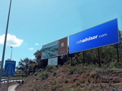 Valla publicitaria de 8x3 m en Sotogrande, Cádiz