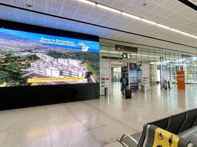 Pantalla aeropuerto de 500x500 cm en Málaga, Málaga