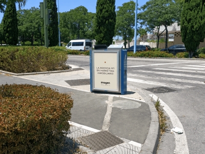 Advertising mupi of 70x100 cm in San Pedro de Alcántara, Málaga