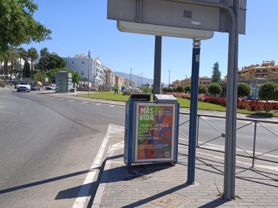 Mupi publicitario de 176x120 cm en San Pedro de Alcántara, Málaga