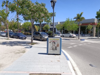 Mupi publicitario de 176x120 cm en San Pedro de Alcántara, Málaga