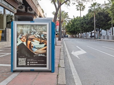 Mupi publicitario de 70x100 cm en Marbella, Málaga