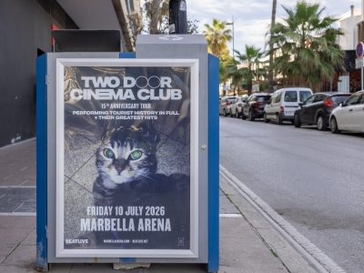 Mupi publicitario de 70x100 cm en Marbella, Málaga