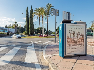 Mupi publicitario de 176x120 cm en Marbella, Málaga