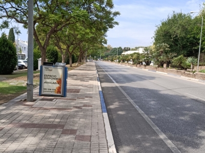 Mupi publicitario de 100x70 cm en Marbella, Málaga