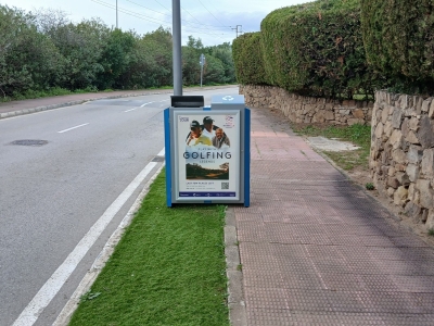 Mupi publicitario de 100x70 cm en San Pedro de Alcántara, Málaga