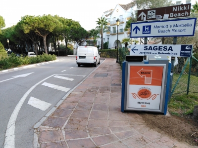Mupi publicitario de 100x70 cm en Marbella, Málaga