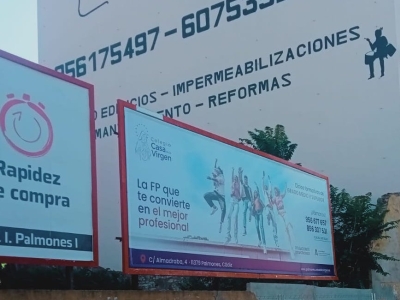 Valla publicitaria de 8x3 m en La Línea de la Concepción, Cádiz