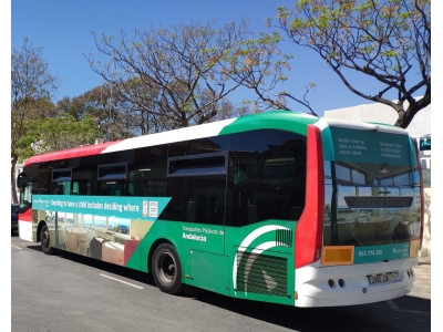 Autobus publicitario de Super Integral Articulado en Málaga, Málaga