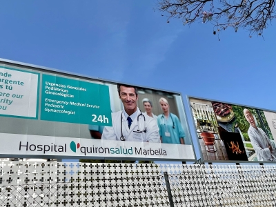 Valla publicitaria de 8x3 m en Marbella, Málaga