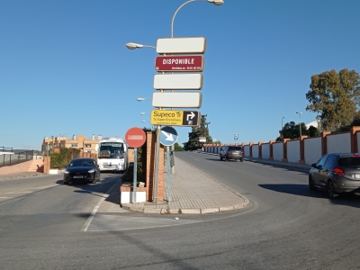 Poste publicitario de 150x100 cm en Ronda, Málaga