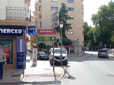 Poste publicitario de 150x50 cm en Ronda, Málaga