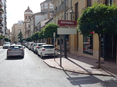 Poste publicitario de 150x100 cm en Ronda, Málaga