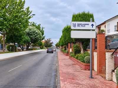 Poste publicitario de 150x50 cm en Ronda, Málaga