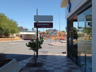 Poste publicitario de 150x50 cm en Ronda, Málaga