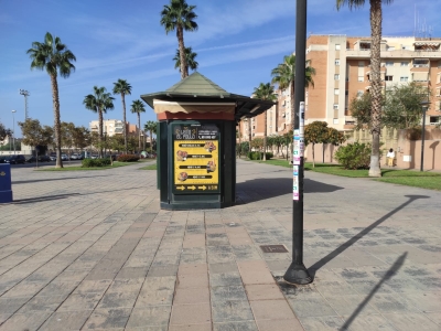 Mupi publicitario de 176x120 cm en Málaga, Málaga