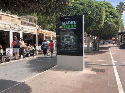 Mupi publicitario de 95x165 cm en Marbella, Málaga