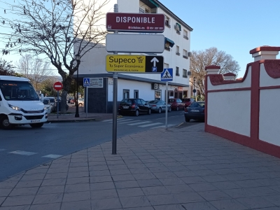 Poste publicitario de 150x50 cm en Ronda, Málaga