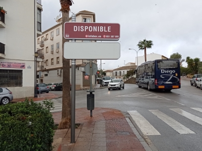 Poste publicitario de 150x50 cm en Ronda, Málaga