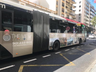 Autobus publicitario de Urban Simple en Coín, Málaga