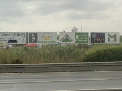 Valla publicitaria de 8x3 m en Torreguadiaro, Cádiz