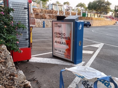 Mupi publicitario de 70x100 cm en Marbella, Málaga