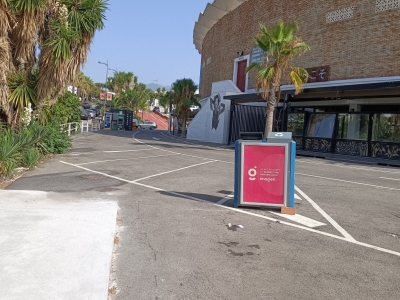 Mupi publicitario de 100x70 cm en Marbella, Málaga