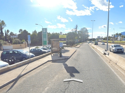 Mupi publicitario de 176x120 cm en Estepona, Málaga