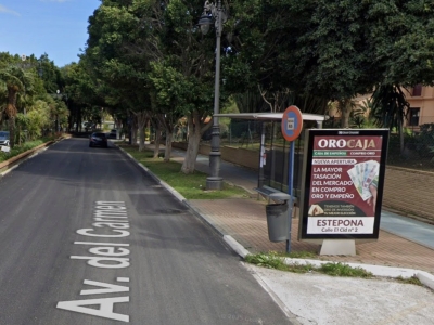 Mupi publicitario de 176x120 cm en Estepona, Málaga