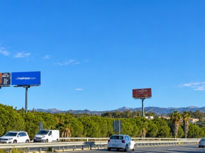 Monoposte de 12x5 m en Torremolinos, Málaga