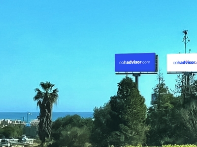 Monoposte publicitario de 12x5 m en Torremolinos, Málaga