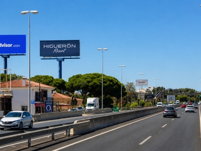 Monoposte de 12x5 m en Marbella, Málaga