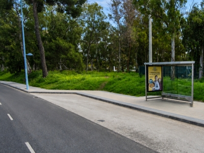 Bus shelter of 120x175 cm in Marbella, Málaga