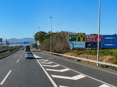 Valla de 8x3 m en Barrios (Los), Cádiz