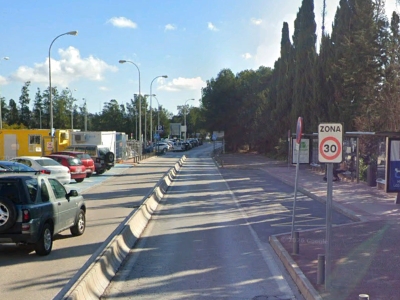 Bus shelter of 120x175 cm in Marbella, Málaga
