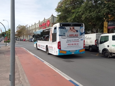 Autobus publicitario de Urban Simple en Torremolinos, Málaga